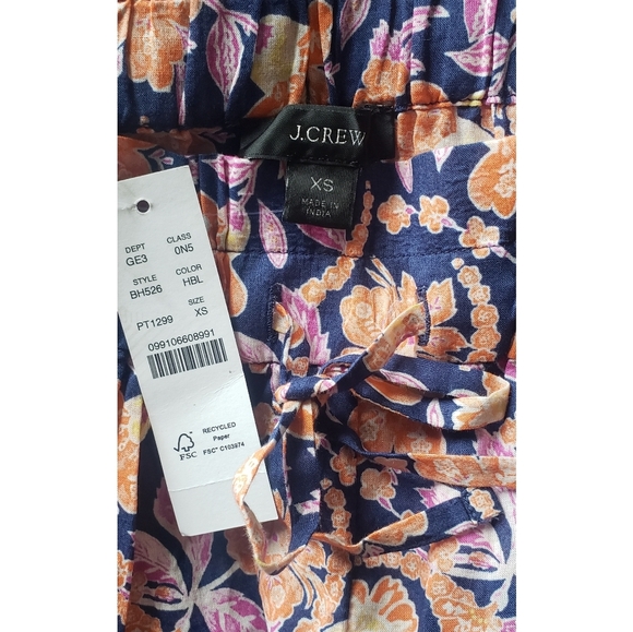 8. J.Crew Cotton voile ruffle short in painted block print - Picture 7 of 7